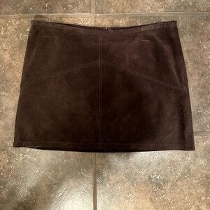 Laundry by Shelli Segal brown suede skirt size 4